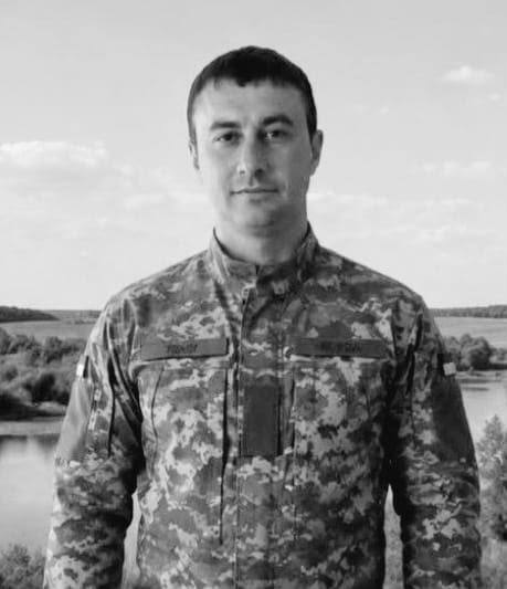 Щоденно о 9 годині – загальнонаціональна хвилина мовчання. Зупиніться, де б ви не були Щоденно о 9 годині – загальнонаціональна хвилина мовчання. Зупиніться, де б ви не були