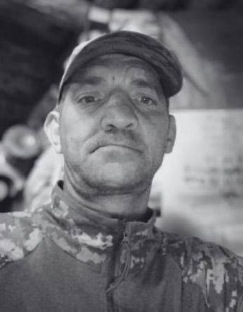 Щоденно о 9 годині – загальнонаціональна хвилина мовчання. Зупиніться, де б ви не були Щоденно о 9 годині – загальнонаціональна хвилина мовчання. Зупиніться, де б ви не були