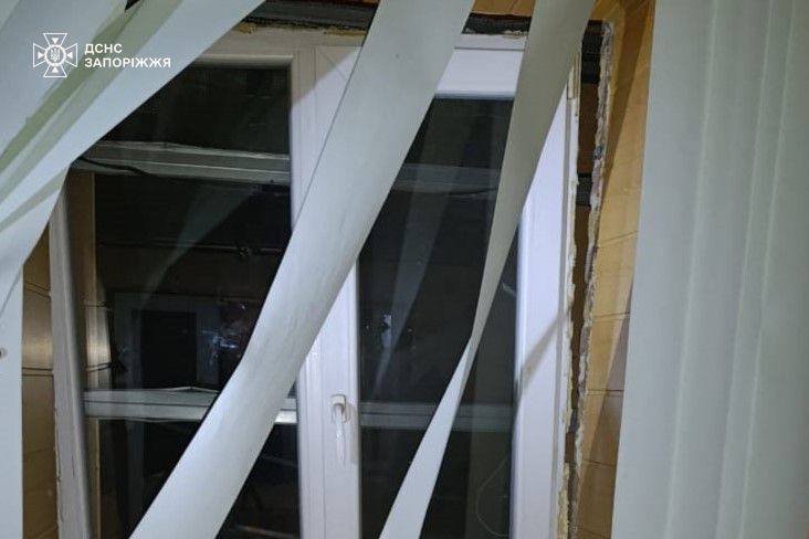 Запорізька область: внаслідок російського удару пошкоджено пожежно-рятувальну частину Запорізька область: внаслідок російського удару пошкоджено пожежно-рятувальну частину