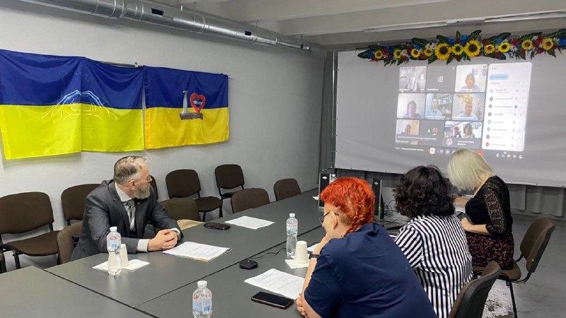 Відбулось чергове засідання робочої групи з підготовки проєкту «Місце пам’яті цивільних Героїв Херсонщини». Відбулось чергове засідання робочої групи з підготовки проєкту «Місце пам’яті цивільних Героїв Херсонщини».