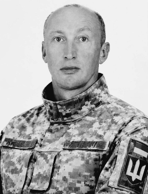 Щоденно о 9 годині – загальнонаціональна хвилина мовчання. Зупиніться, де б ви не були Щоденно о 9 годині – загальнонаціональна хвилина мовчання. Зупиніться, де б ви не були