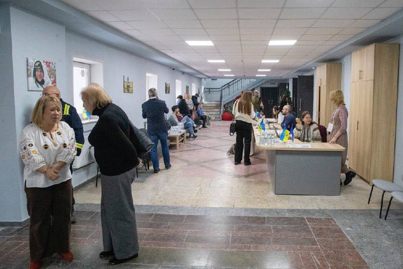 Разом з мером Риги Вієстурсом Кляйнберґсом відкрили в Дарницькому районі Центр комплексної підтримки для ветеранів та їх родин «Київ Мілітарі Хаб» Разом з мером Риги Вієстурсом Кляйнберґсом відкрили в Дарницькому районі Центр комплексної підтримки для ветеранів та їх родин «Київ Мілітарі Хаб»