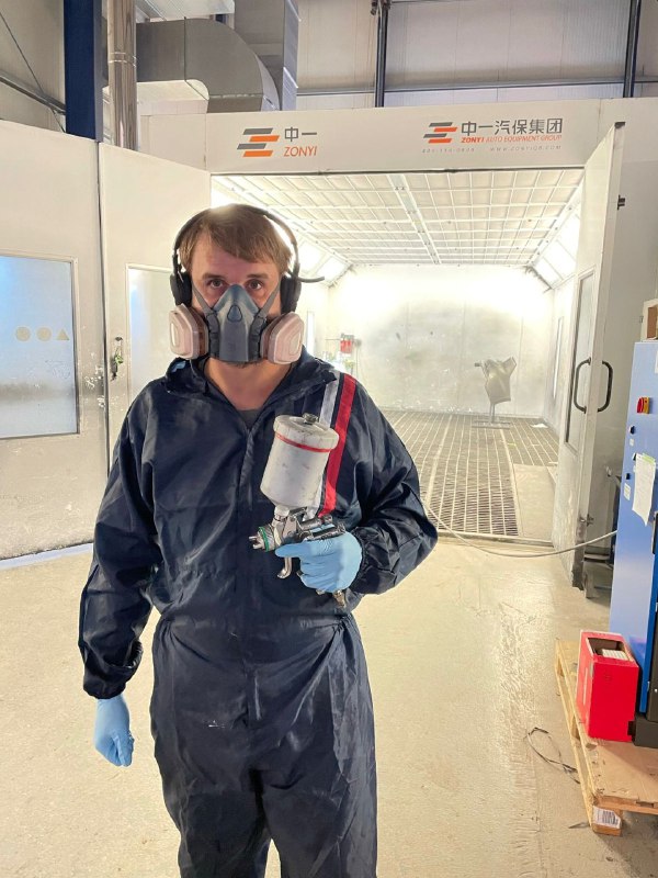 Це історія про Олександра Соніна, сержанта служби цивільного захисту, рятувальника рятувального відділення... Це історія про Олександра Соніна, сержанта служби цивільного захисту, рятувальника рятувального відділення...