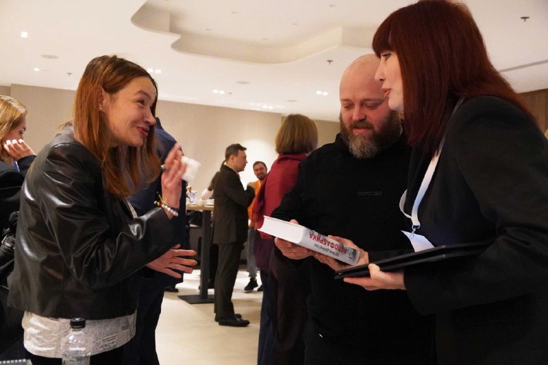 Релокація як виклик і ресурс: що сьогодні формує майбутнє Луганщини
16 грудня в Києві відбулася конференція «Що допомагає Луганщині в релокації Релокація як виклик і ресурс: що сьогодні формує майбутнє Луганщини
16 грудня в Києві відбулася конференція «Що допомагає Луганщині в релокації