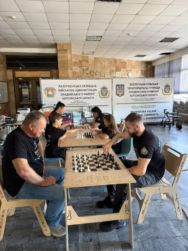 Координаційний центр «Вільні разом» у Миколаєві продовжує допомагати переселенцям з Херсонщини Координаційний центр «Вільні разом» у Миколаєві продовжує допомагати переселенцям з Херсонщини