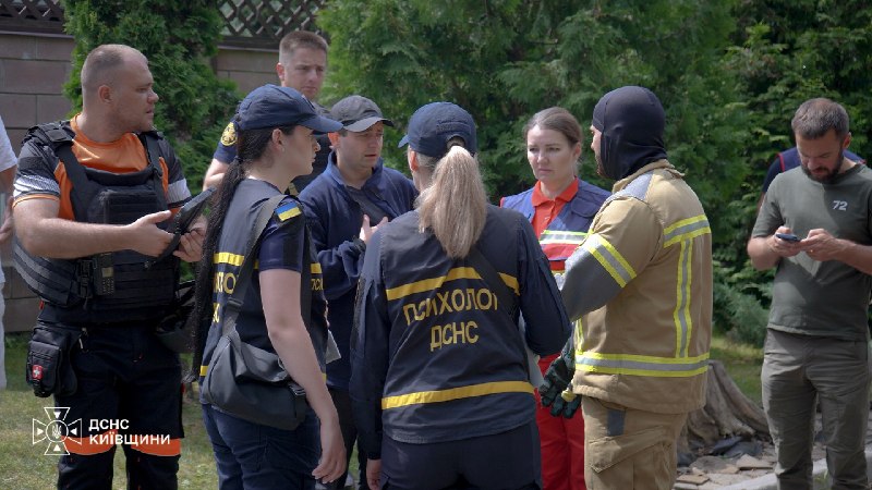 #Київщина: завершені аварійно-рятувальні роботи на місці російського ракетного удару у Бучанському районі #Київщина: завершені аварійно-рятувальні роботи на місці російського ракетного удару у Бучанському районі