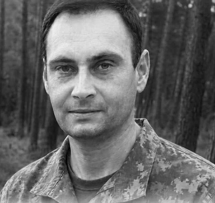 Щоденно о 9 годині – загальнонаціональна хвилина мовчання. Зупиніться, де б ви не були Щоденно о 9 годині – загальнонаціональна хвилина мовчання. Зупиніться, де б ви не були
