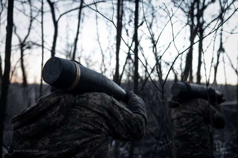 Головне на Луганщині за добу
📌Протягом доби на нашій ділянці фронту росіяни били з мінометів, ствольної артилерії, гранатометів Головне на Луганщині за добу
📌Протягом доби на нашій ділянці фронту росіяни били з мінометів, ствольної артилерії, гранатометів