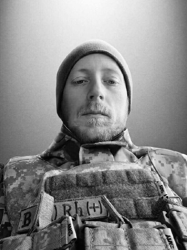 Щоденно о 9 годині – загальнонаціональна хвилина мовчання. Зупиніться, де б ви не були Щоденно о 9 годині – загальнонаціональна хвилина мовчання. Зупиніться, де б ви не були