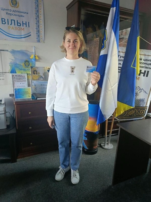 Координаційний центр «Вільні разом» в Івано-Франківську продовжує всебічно допомагати переселенцям з Херсонщини. Координаційний центр «Вільні разом» в Івано-Франківську продовжує всебічно допомагати переселенцям з Херсонщини.
