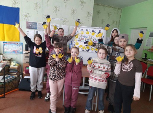 Навіть перебуваючи під постійним прицілом росіян, Новорайська громада продовжує системно працювати у напрямах... Навіть перебуваючи під постійним прицілом росіян, Новорайська громада продовжує системно працювати у напрямах...