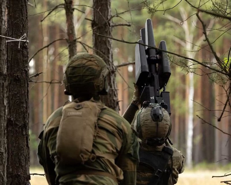 Головне на Луганщині за добу
📌П'ять штурмів влаштував минулої доби противник на Лиманському напрямку Головне на Луганщині за добу
📌П'ять штурмів влаштував минулої доби противник на Лиманському напрямку