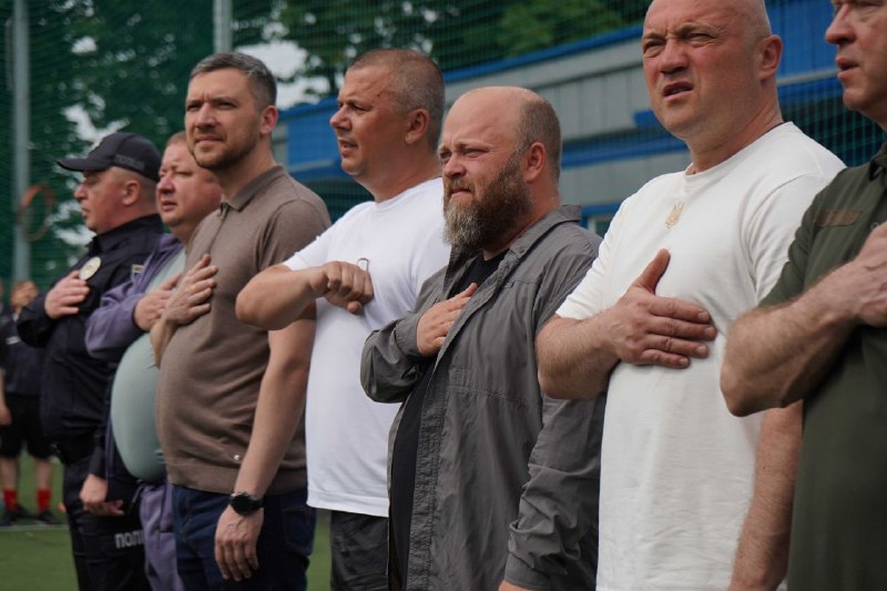 Кубок футбольного турніру «Нескорена Луганщина» виборола команда ГУ СБУ в Донецькій та Луганській областях Кубок футбольного турніру «Нескорена Луганщина» виборола команда ГУ СБУ в Донецькій та Луганській областях