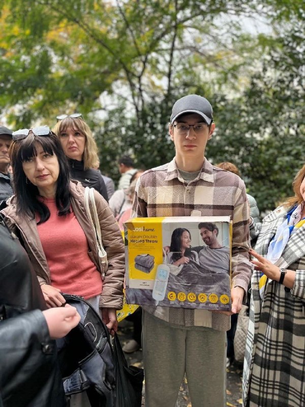 ВПО з Луганщини отримали гуманітарну допомогу в Черкаській області
Директорка Департаменту соціального... ВПО з Луганщини отримали гуманітарну допомогу в Черкаській області
Директорка Департаменту соціального...