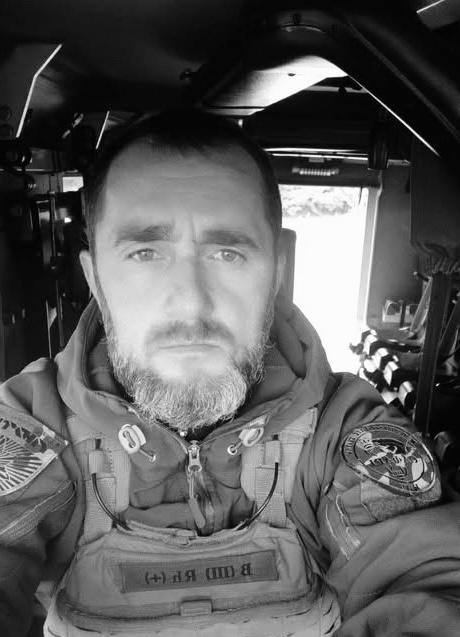 Щоденно о 9 годині – загальнонаціональна хвилина мовчання. Зупиніться, де б ви не були Щоденно о 9 годині – загальнонаціональна хвилина мовчання. Зупиніться, де б ви не були