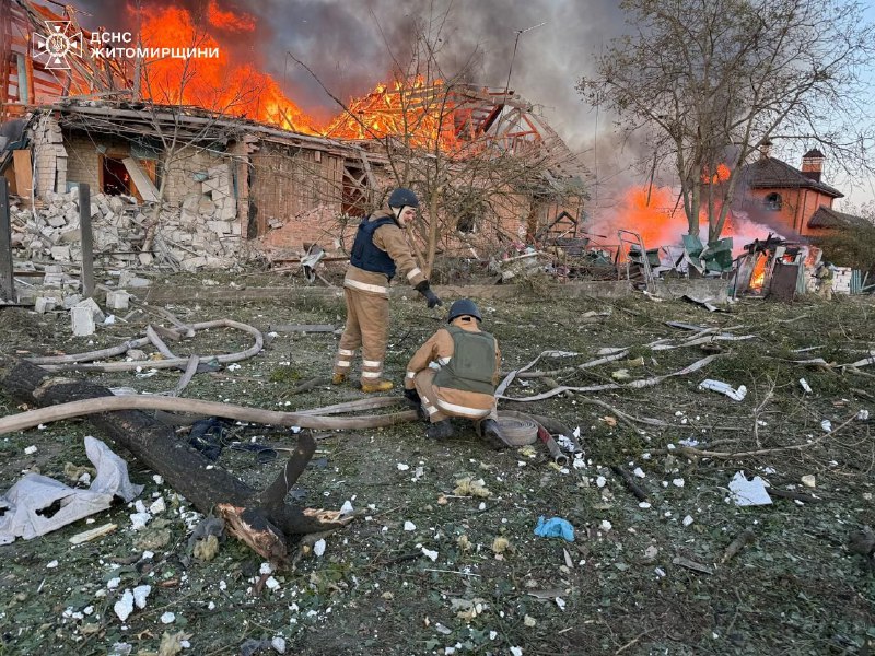 #Житомирщина: внаслідок російських обстрілів загинула 1 людина, щонайменше 5 постраждали #Житомирщина: внаслідок російських обстрілів загинула 1 людина, щонайменше 5 постраждали
