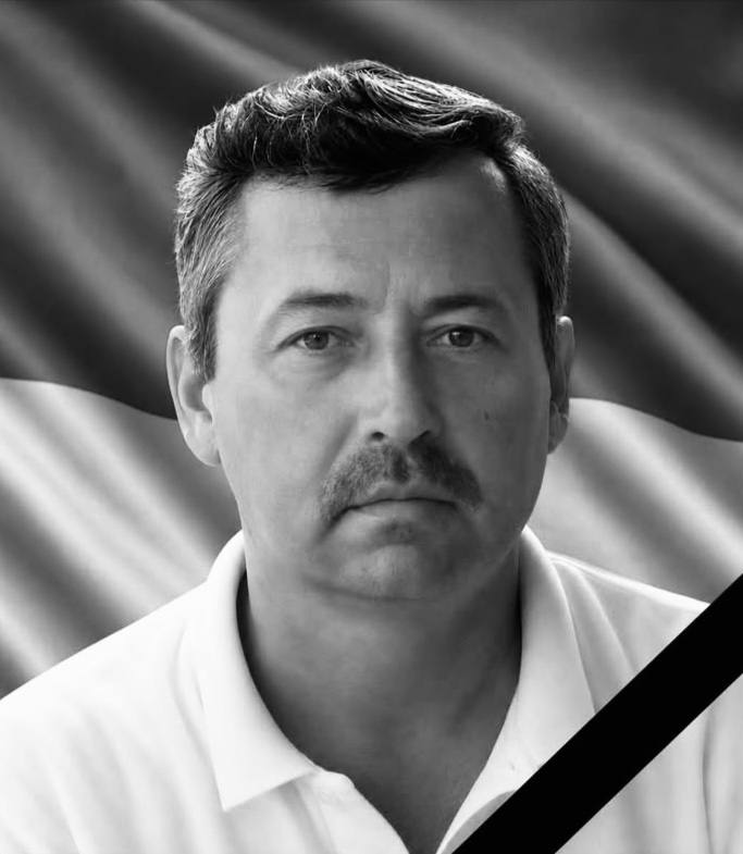 Щоденно о 9 годині – загальнонаціональна хвилина мовчання. Зупиніться, де б ви не були Щоденно о 9 годині – загальнонаціональна хвилина мовчання. Зупиніться, де б ви не були