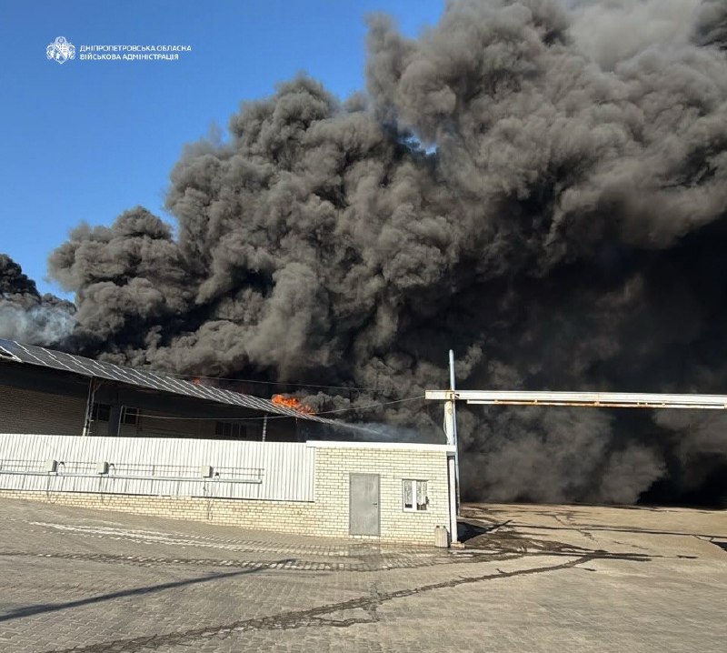 Дніпропетровщина
31 липня
18:30
11 людей дістали поранень. Понад 60 разів ворог атакував 4 райони області безпілотниками і артилерією. Дніпропетровщина
31 липня
18:30
11 людей дістали поранень. Понад 60 разів ворог атакував 4 райони області безпілотниками і артилерією.