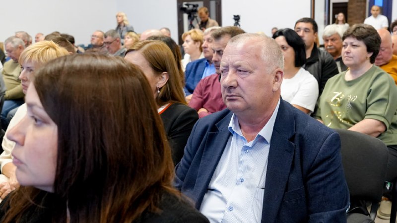 Сьогодні наприкінці дня разом з міністром охорони здоров'я України Віктором Ляшко Сьогодні наприкінці дня разом з міністром охорони здоров'я України Віктором Ляшко
