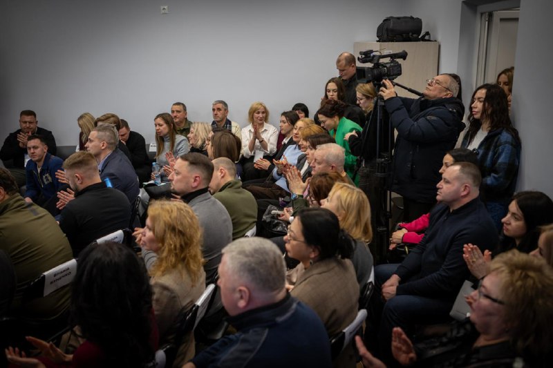 У Бердичеві розпочав роботу перший центр психосоціальної підтримки. Це простір головна мета якого - реабілітація... У Бердичеві розпочав роботу перший центр психосоціальної підтримки. Це простір головна мета якого - реабілітація...