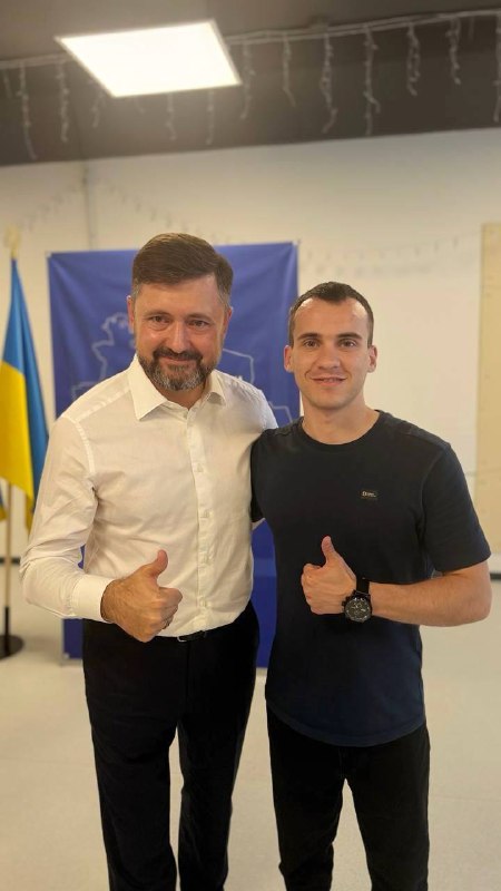 🇺🇦🥹«Я вдома!»: історія захисника Маріуполя
⚓️Олександр — захисник Маріуполя, який перебував на «Азовсталі» 🇺🇦🥹«Я вдома!»: історія захисника Маріуполя
⚓️Олександр — захисник Маріуполя, який перебував на «Азовсталі»