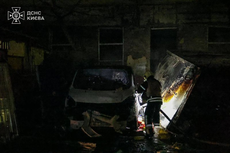 Триває рятувальна операція в Дніпрі. Вночі Росія завдала удару по місту – влучила в житловий будинок Триває рятувальна операція в Дніпрі. Вночі Росія завдала удару по місту – влучила в житловий будинок