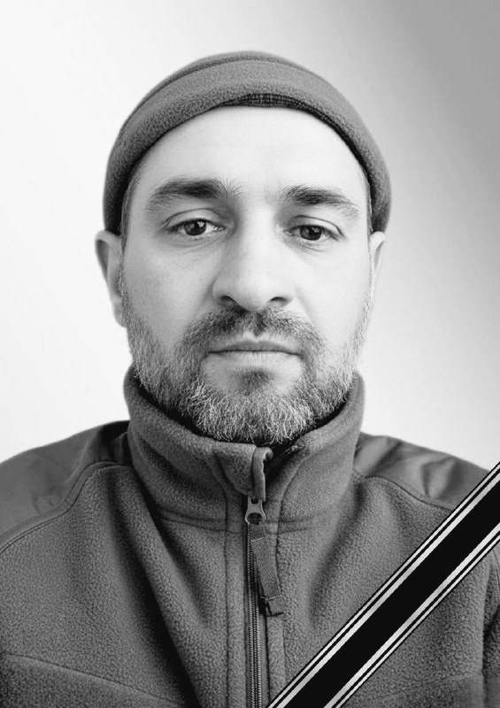 Щоденно о 9 годині – загальнонаціональна хвилина мовчання. Зупиніться, де б ви не були Щоденно о 9 годині – загальнонаціональна хвилина мовчання. Зупиніться, де б ви не були