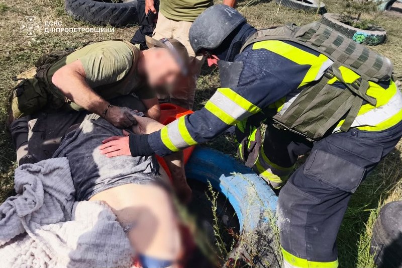 #Дніпропетровщина: понад 50 разів протягом дня росіяни атакували 6 районів області БпЛА, артилерією та КАБами #Дніпропетровщина: понад 50 разів протягом дня росіяни атакували 6 районів області БпЛА, артилерією та КАБами