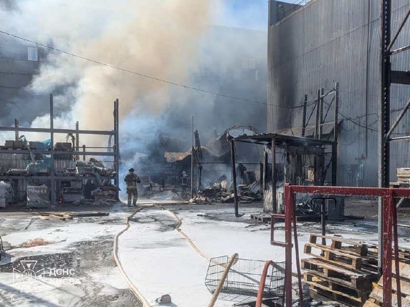 ‼ #Київ: внаслідок чергової атаки рф у Солом’янському районі загинули 2 людини, ще 3 — постраждали ‼ #Київ: внаслідок чергової атаки рф у Солом’янському районі загинули 2 людини, ще 3 — постраждали