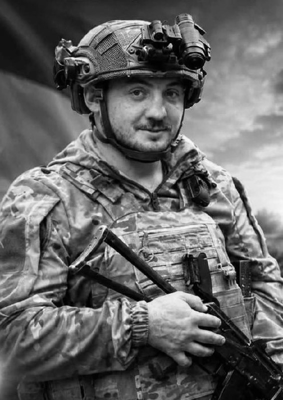 Щоденно о 9 годині – загальнонаціональна хвилина мовчання. Зупиніться, де б ви не були Щоденно о 9 годині – загальнонаціональна хвилина мовчання. Зупиніться, де б ви не були