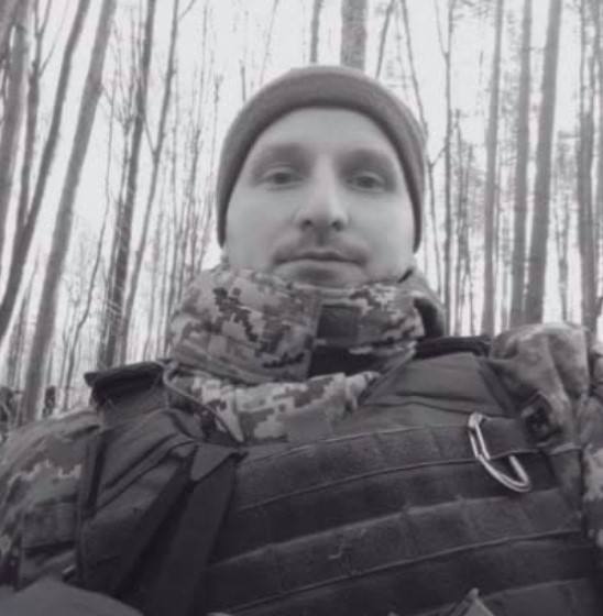 Щоденно о 9 годині – загальнонаціональна хвилина мовчання. Зупиніться, де б ви не були Щоденно о 9 годині – загальнонаціональна хвилина мовчання. Зупиніться, де б ви не були