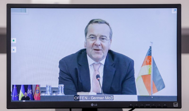 Посилення захисту неба залишається для України ключовим пріоритетом.
Про це наголосив під час відеоконференції... Посилення захисту неба залишається для України ключовим пріоритетом.
Про це наголосив під час відеоконференції...