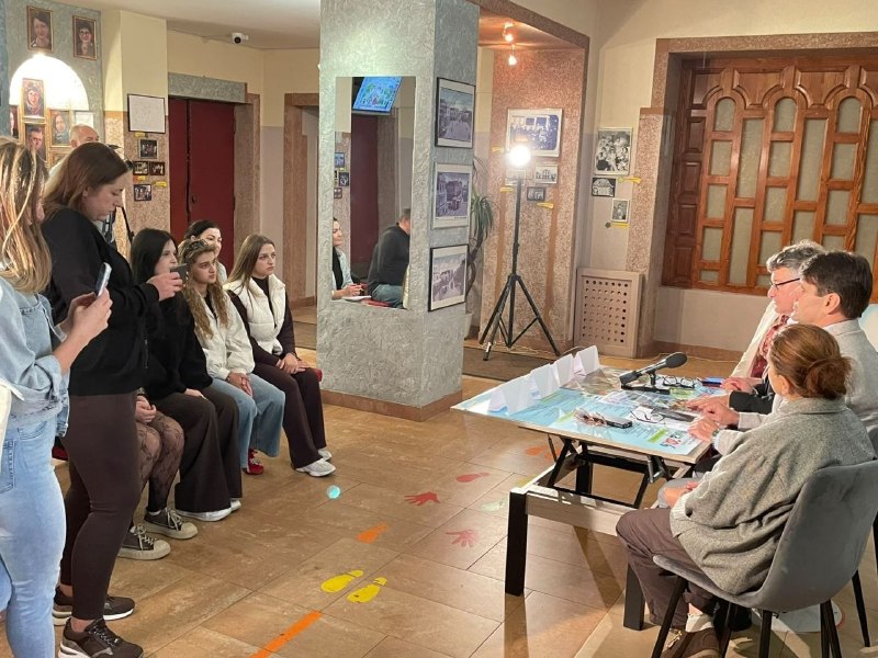 Координаційний центр «Вільні разом» в Ужгороді продовжує системно підтримувати переселенців з Херсонщини. Координаційний центр «Вільні разом» в Ужгороді продовжує системно підтримувати переселенців з Херсонщини.