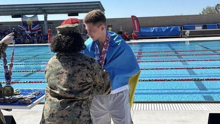 Ветеран з Луганщини здобув чотири золотих медалі на змаганнях у США
На змаганнях в США серед ветеранів Air... Ветеран з Луганщини здобув чотири золотих медалі на змаганнях у США
На змаганнях в США серед ветеранів Air...