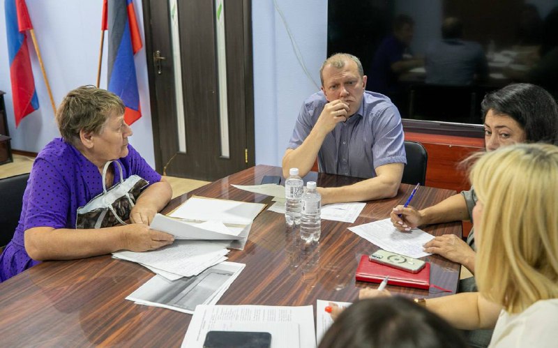 ❗️Окупанти висунули умови отримання крадених квартир. Маріупольцям необхідно оформити грошову компенсацію, а потім від неї відмовитися ❗️Окупанти висунули умови отримання крадених квартир. Маріупольцям необхідно оформити грошову компенсацію, а потім від неї відмовитися