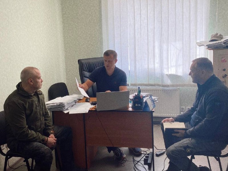 Мій заступник Дмитро Синенко працював у Семенівці. Місто під постійним прицілом російських FPV-дронів Мій заступник Дмитро Синенко працював у Семенівці. Місто під постійним прицілом російських FPV-дронів