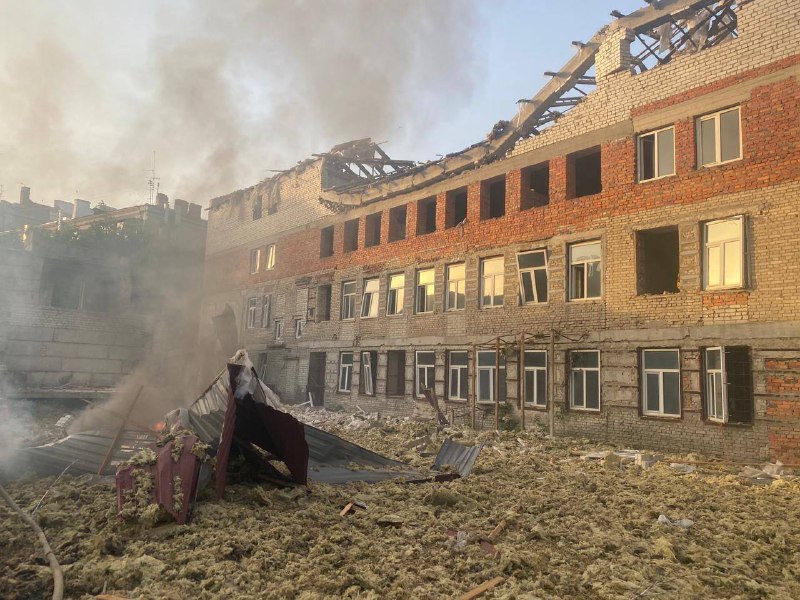 🗣 Протягом минулого тижня ворожих ударів зазнали щонайменше 56 населених пунктів Харківської області, у тому числі м 🗣 Протягом минулого тижня ворожих ударів зазнали щонайменше 56 населених пунктів Харківської області, у тому числі м