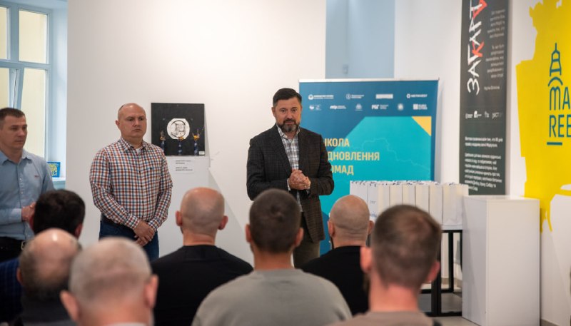🇺🇦🪖Вадим Бойченко зустрівся із захисниками Маріуполя, які повернулися з російського полону 🇺🇦🪖Вадим Бойченко зустрівся із захисниками Маріуполя, які повернулися з російського полону
