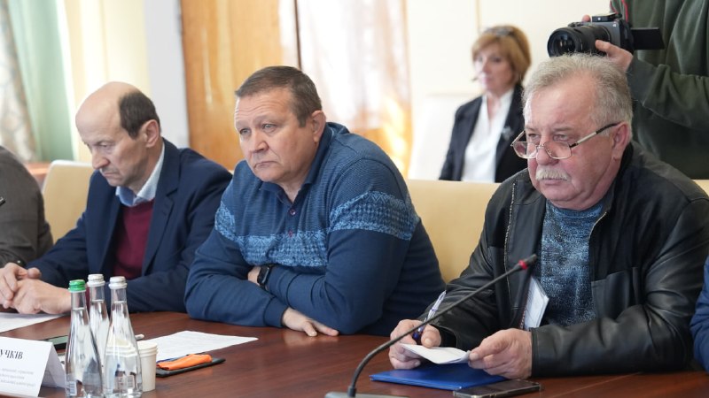 Сьогодні зустрівся з нашими земляками - учасниками ліквідації наслідків аварії на ЧАЕС Сьогодні зустрівся з нашими земляками - учасниками ліквідації наслідків аварії на ЧАЕС