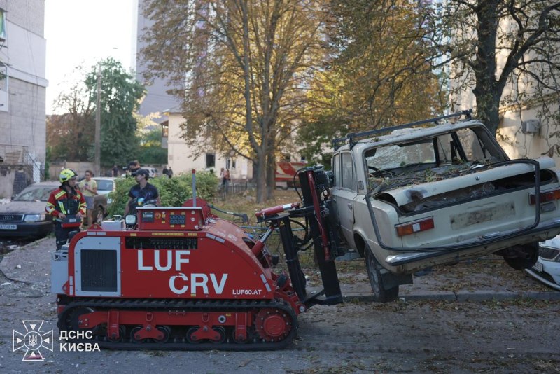 До 13 збільшилась кількість загиблих через масований обстріл у Києві
Щойно наші підрозділи у Солом’янському... До 13 збільшилась кількість загиблих через масований обстріл у Києві
Щойно наші підрозділи у Солом’янському...