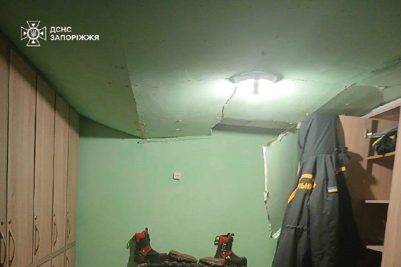 Запорізька область: внаслідок російського удару пошкоджено пожежно-рятувальну частину Запорізька область: внаслідок російського удару пошкоджено пожежно-рятувальну частину