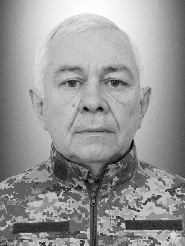 Щоденно о 9 годині – загальнонаціональна хвилина мовчання. Зупиніться, де б ви не були Щоденно о 9 годині – загальнонаціональна хвилина мовчання. Зупиніться, де б ви не були