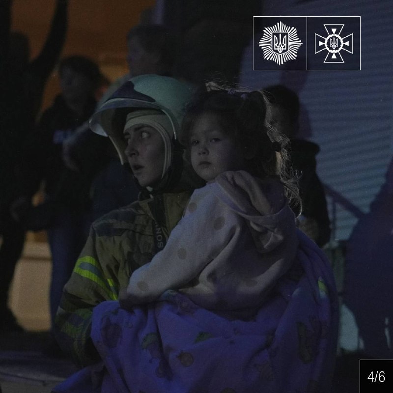 🚒Майор служби цивільного захисту Інна Жельчик майже 17 років розповідає світові правду про роботу рятувальників 🚒Майор служби цивільного захисту Інна Жельчик майже 17 років розповідає світові правду про роботу рятувальників