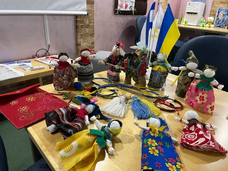 Координаційний центр «Вільні разом» в Ужгороді продовжує системно підтримувати переселенців з Херсонщини. Координаційний центр «Вільні разом» в Ужгороді продовжує системно підтримувати переселенців з Херсонщини.