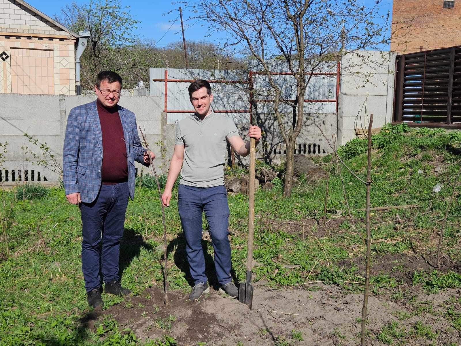 У Київській архиєпархії заклали нові «Сади перемоги»